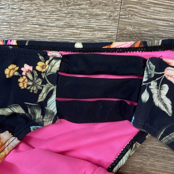 Ron Jon Floral Bikini Bottoms - Picture 5 of 5